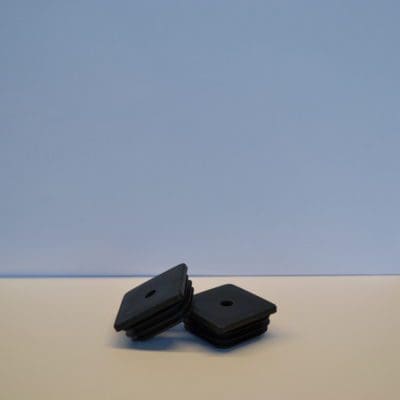 Tisch QUADRO Kunststoffgleiter